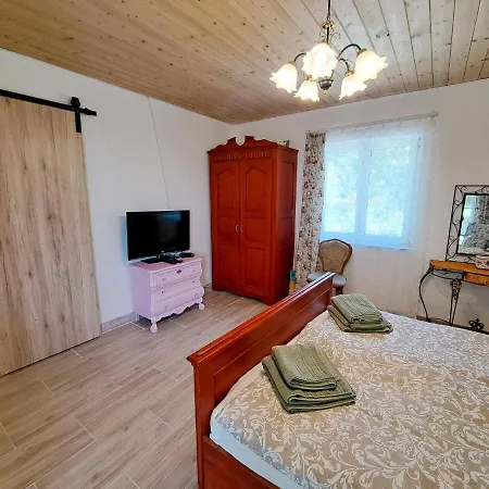 Balatoni Farmhaz By Interhome *