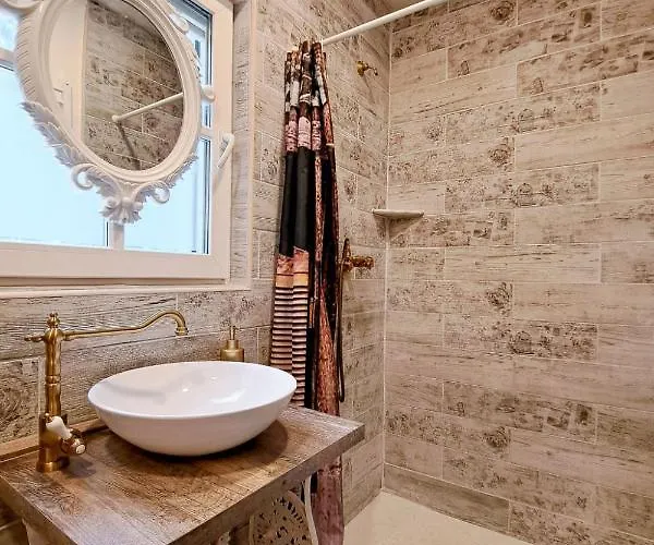 Balatoni Farmhaz By Interhome *