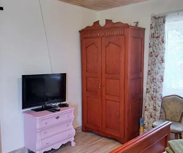 בית נופש Balatoni Farmhaz By Interhome בלטונפנבש