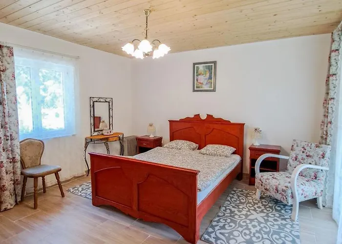בית נופש Balatoni Farmhaz By Interhome בלטונפנבש